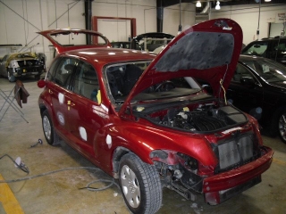 benevolence-state-of-the-art-equipment-garage-technician-restoration-clean-fleet-auto-body-accident-repair-collision-center-vehicle-car-truck-suv-fleet-detailing-detail-metairie-kenner-new-orelans-louisiana